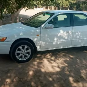 Toyota Camry 1999