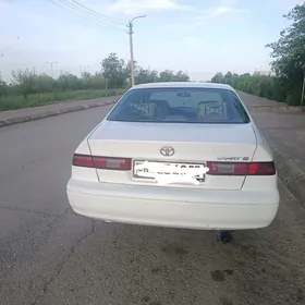 Toyota Camry 1998