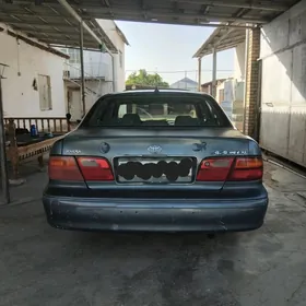 Toyota Avalon 1999