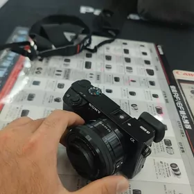 Sony 6000