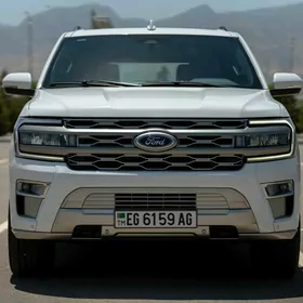 Ford Expedition 2022