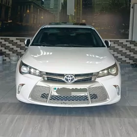 Toyota Camry 2016