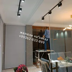 требуется Установщик:жалюзи;