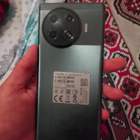 Tecno spark 20 pro+