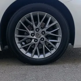Lexus ES 350 2018