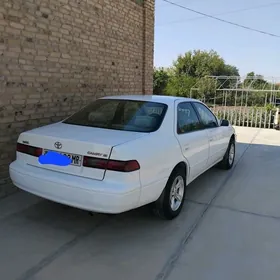 Toyota Camry 1997