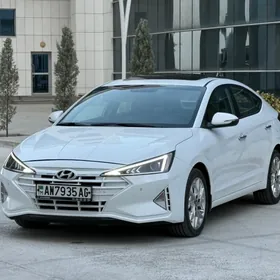 Hyundai Elantra 2020