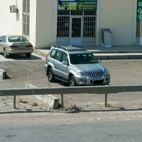 Toyota Land Cruiser Prado 2009
