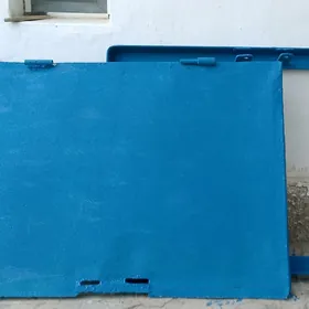 продаётся железные двери