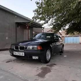 BMW 320 1993