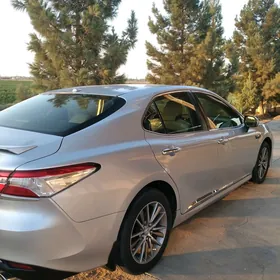 Toyota Camry 2020