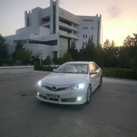 Toyota Camry 2013