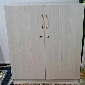 şkaf