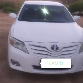 Toyota Camry 2011