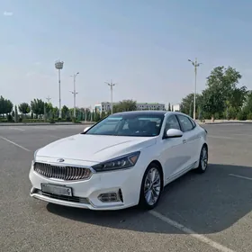Kia Cadenza 2019