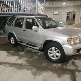 Nissan Pathfinder 2003