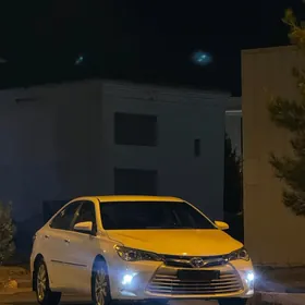 Toyota Camry 2017