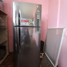 холодильник LG