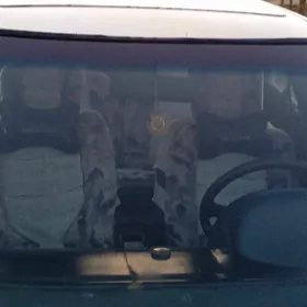 Mazda Mazda2 1995