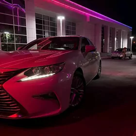 Lexus ES 350 2015