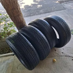 DUNLOP  265 60 18