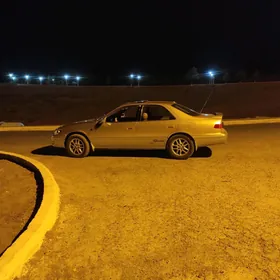 Toyota Camry 1999