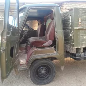 UAZ 2206 1995