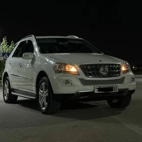 Mercedes-Benz ML350 2010