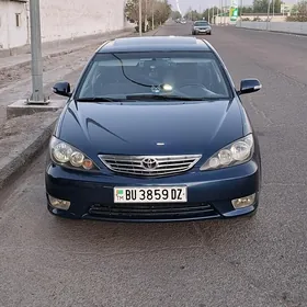 Toyota Camry 2004
