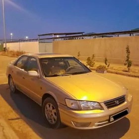 Toyota Camry 2001