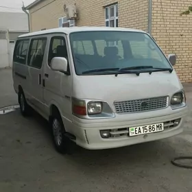 Toyota Hiace 1999