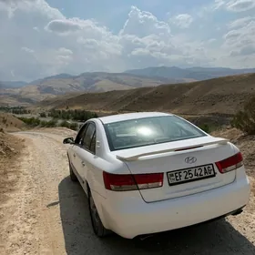 Hyundai Sonata 2006