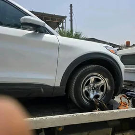 Ford Explorer 2022