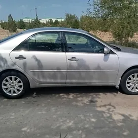 Toyota Camry 2005