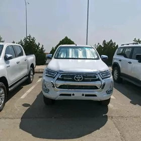 Toyota Hilux 2025