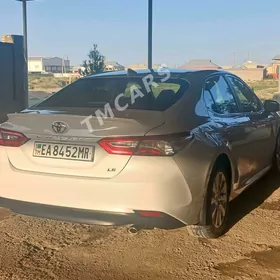 Toyota Camry 2020