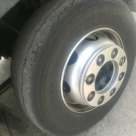 265/70/19.5