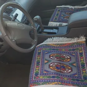 Toyota Avalon 2001
