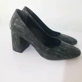 Tufli