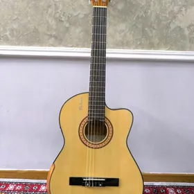 Gitara Valencia