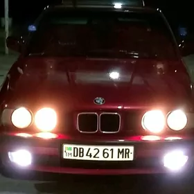 BMW 525 1989