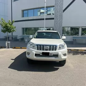 Toyota Land Cruiser Prado 2010