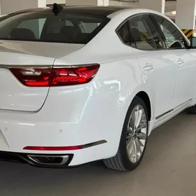 Kia Cadenza 2017