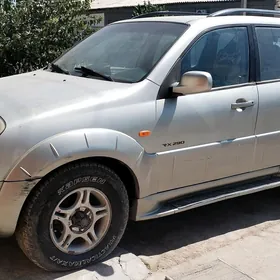 SsangYong Rexton W 2003