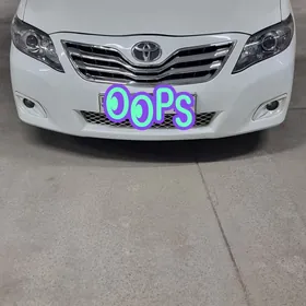 Toyota Camry 2010