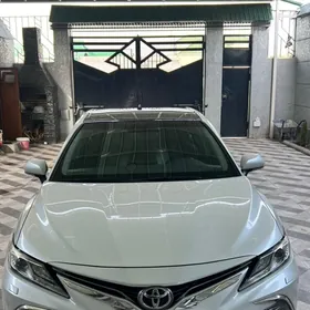 Toyota Camry 2023