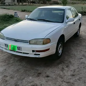 Toyota Camry 1992