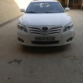 Toyota Camry 2010