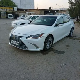 Lexus ES 350 2019