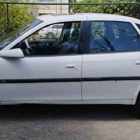 Opel Vectra 1995